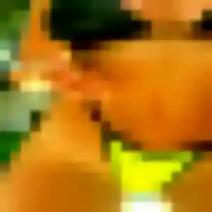 Photo privée de Wafa, 36 ans à Saint-Sulpice-et-Cameyrac - plan discret