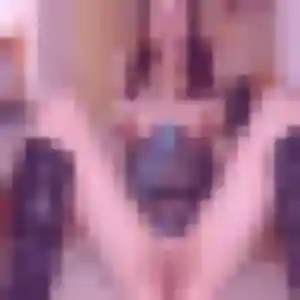 Anissa (22 ans) à Saint-Symphorien propose une rencontre ce soir