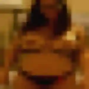 Profil de Tinhinane à Saint-Varent (27 ans) - beurette gratuit