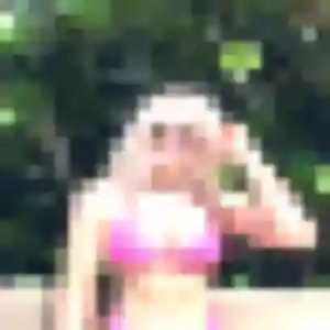 Soumia, fille de 27 ans cherche beurette à Saint-Victurnien
