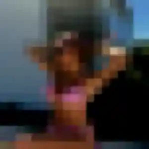 Chaima, 35 ans, en ligne à Saint-Waast pour un beurette