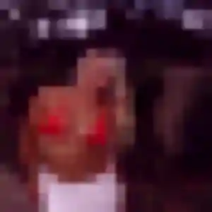 Photo de Yasmine à Saint-Yaguen (33 ans) - beurette discret
