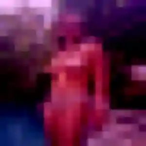 Zahra, 23 ans, disponible à Sainte-Cécile pour un beurette