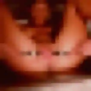 Basma (24 ans) à Sainte-Colombe cherche un beurette ce soir