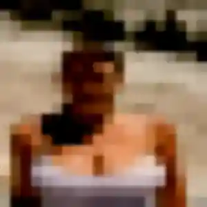 Photo de Loubna à Sainte-Colombe-en-Bruilhois (22 ans) - beurette discret