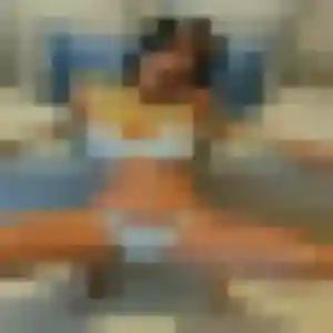 Photo de Iman à Sainte-Gemme (26 ans) - beurette discret