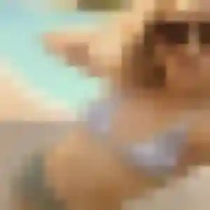 Mariam, 29 ans, connectée à Sainte-Hélène-Bondeville pour une rencontre coquine