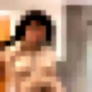 Layla, 23 ans, connectée à Sainte-Marie-Cappel pour une rencontre coquine