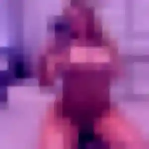 Yasmine, 30 ans, en ligne à Sainte-Opportune-du-Bosc pour une rencontre coquine