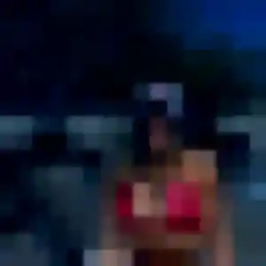 Charmante Wafa, 34 ans à Sales - voir sa photo