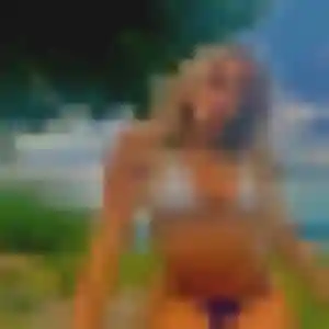 Zara, 26 ans, connectée à Salon-de-Provence pour une rencontre coquine