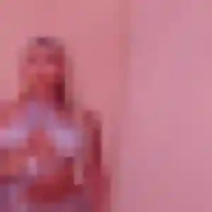 Naila (28 ans) à Samognat cherche un beurette aujourd'hui