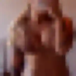 Sexy Rachida, 24 ans à Sanilhac-Sagriès - voir sa photo