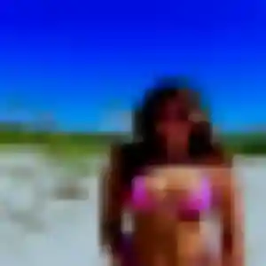 Wafa, fille de 27 ans cherche beurette à Sartilly-Baie-Bocage