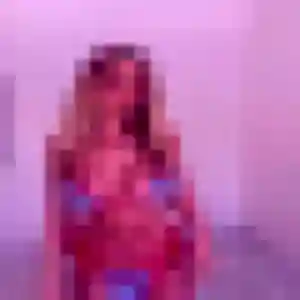 Safia, 31 ans, disponible à Saugnac-et-Muret pour une rencontre coquine
