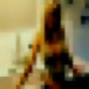 Charmante Rym, 36 ans à Saulieu - voir sa photo