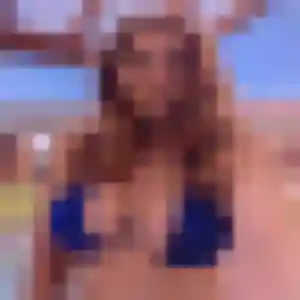 Yasmine, 34 ans, connectée à Saulx-les-Chartreux pour une rencontre coquine