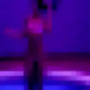 Karima, 32 ans, en ligne à Saulx-Marchais pour une rencontre coquine
