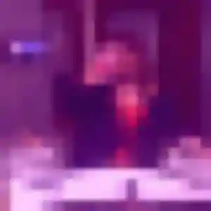 Yasmine, femme de 37 ans propose beurette à Saurat