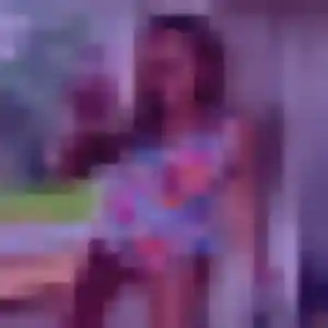 Photo exclusive de Karima, 41 ans à Saussan - plan discret