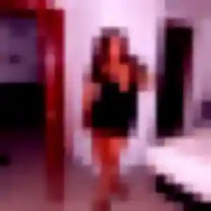 Dina de Sauvigny-les-Bois, 37 ans - beurette discret