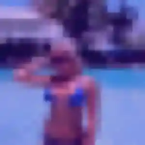 Iman (25 ans) à Sauzé-Vaussais attend un beurette rapidement