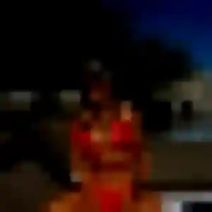 Sexy Naila, 41 ans à Savigné-sur-Lathan - voir sa photo