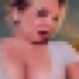 Ines (27 ans) à Sceaux cherche une rencontre ce soir