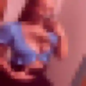 beurette à Schleithal : photo de Hafsa, 25 ans - sans engagement