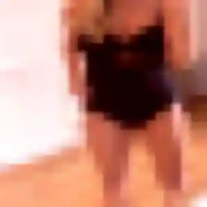 Rencontre Sanaa, 35 ans à Sebourg en privé
