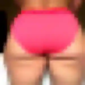 Hind, femme de 25 ans cherche beurette à Seclin