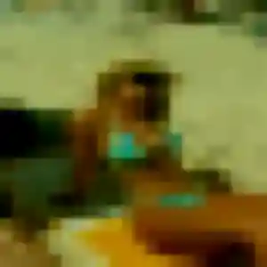 Photo de Chaima à Seigy (24 ans) - beurette discret
