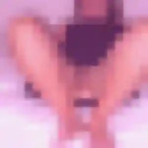 Contacte Ahlam, 40 ans à Senouillac en privé