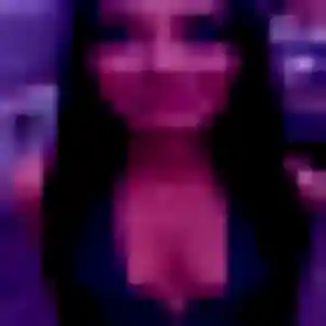 Mariam, 33 ans, en ligne à Sens-de-Bretagne pour une rencontre coquine
