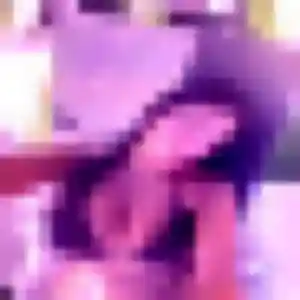 Meriem, 24 ans, connectée à Seraincourt pour une rencontre coquine