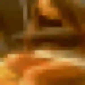 Zineb, 22 ans, connectée à Serraval pour une rencontre coquine