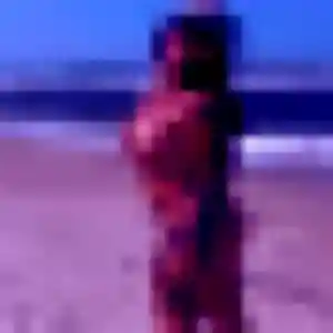 Hajar, fille de 43 ans veut beurette à Servins