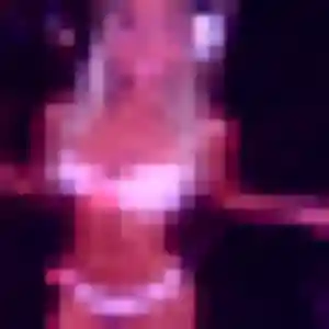 Photo privée de Lyna, 29 ans à Seyne - plan discret