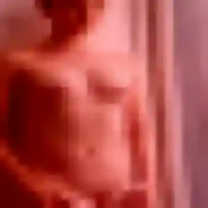 Contacte Najat, 22 ans à Seyne en privé