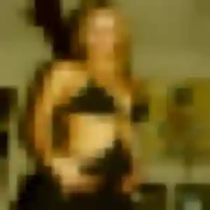beurette à Sinard : photo de Myriam, 28 ans - accès libre