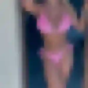 Lydia, femme de 24 ans propose beurette à Solignac-sur-Loire