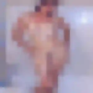 Photo de Lamia à Soubès (42 ans) - beurette discret