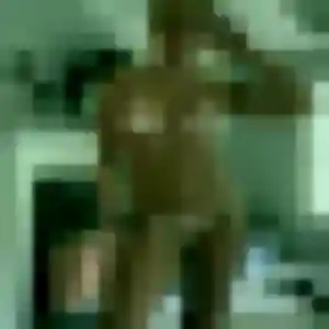 Sexy Souad, 23 ans à Souvigné - voir sa photo