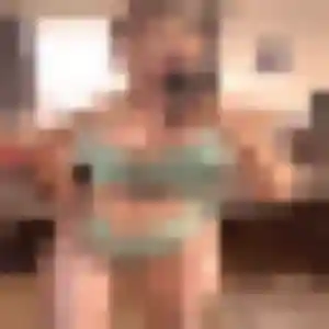 Lyna, femme de 32 ans cherche beurette à Stutzheim-Offenheim