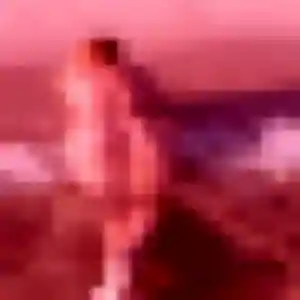 Découvre Hana, 22 ans à Sussargues en privé