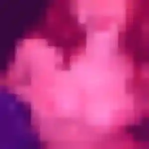 Yara, 22 ans, connectée à Taller pour une rencontre coquine