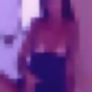 Ouarda, 32 ans, en ligne à Tarascon-sur-Ariège pour une rencontre coquine