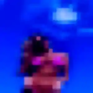 Linda (24 ans) à Telgruc-sur-Mer propose une rencontre rapidement