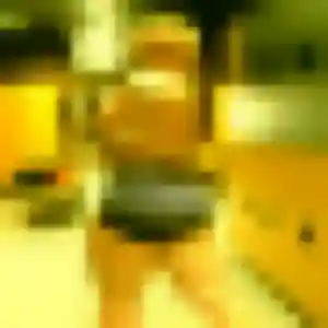 Charmante Syrine, 40 ans à Terre-de-Bas - voir sa photo
