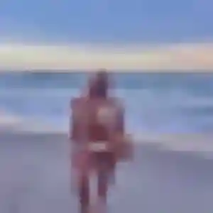 Hanane, 44 ans, connectée à Theys pour un beurette